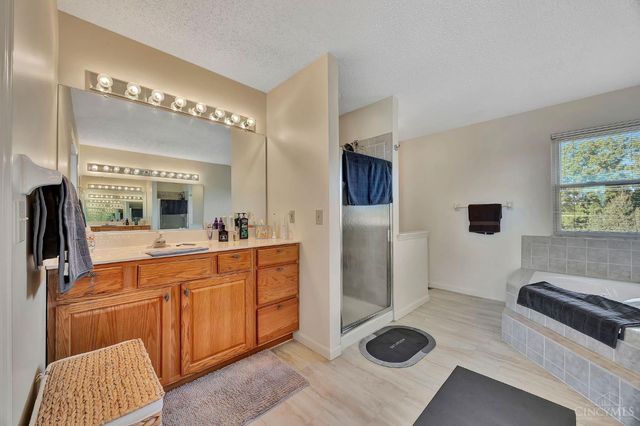 11897 Winston Circle, Forest Park, OH 45240