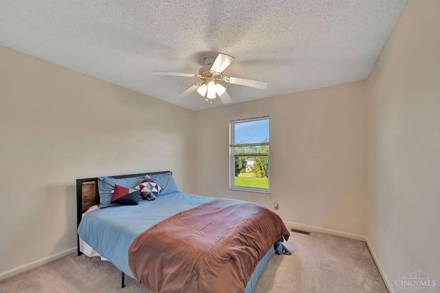 11897 Winston Circle, Forest Park, OH 45240