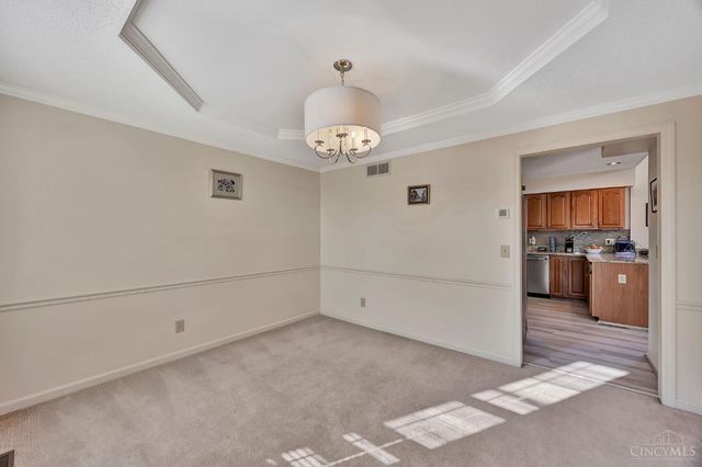 11897 Winston Circle, Forest Park, OH 45240