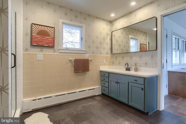 129 S CENTER ST, Cleona, PA 17042