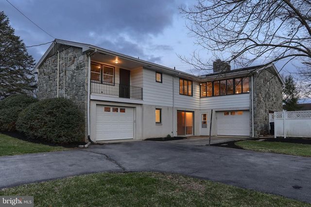 129 S CENTER ST, Cleona, PA 17042