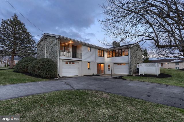 129 S CENTER ST, Cleona, PA 17042