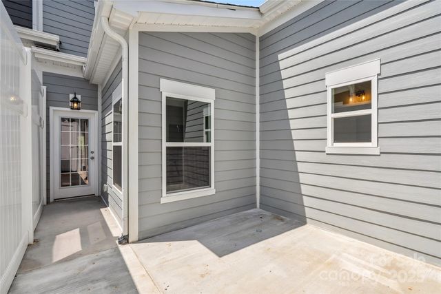 135 Cherry Springs Lane 12-D, Asheville, NC 28804