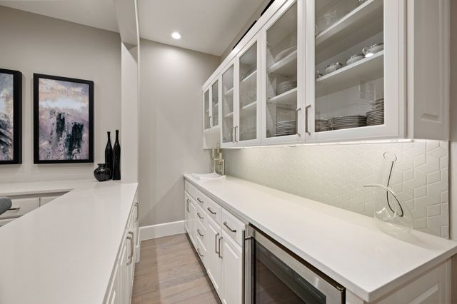 6811 Del Norte Lane, Dallas, TX 75225