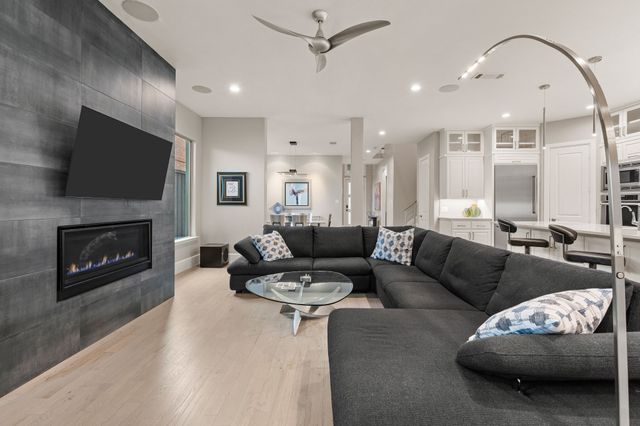 6811 Del Norte Lane, Dallas, TX 75225