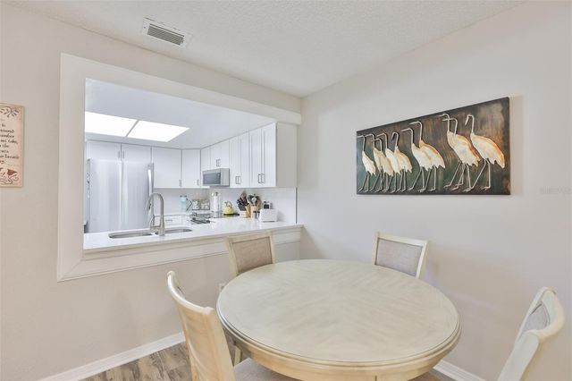 2009 HALMROCK PLACE 176, Sun City Center, FL 33573