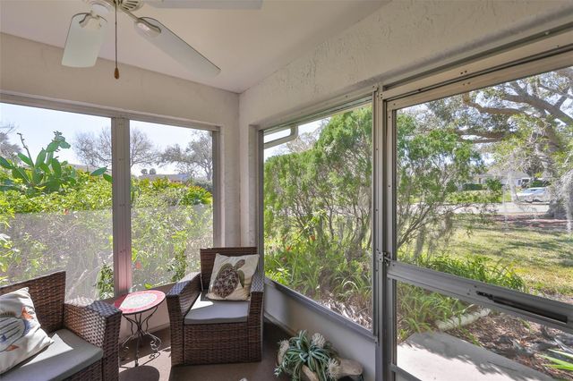 2009 HALMROCK PLACE 176, Sun City Center, FL 33573