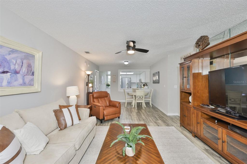 Image 7 of property listing at 2009 HALMROCK PLACE 176, Sun City Center, FL 33573