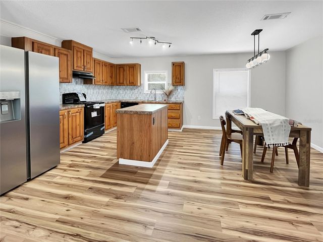 276 NW BATTLE HILL LANE, Lake City, FL 32055