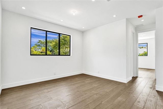 1211 SE 1st Street, Fort Lauderdale, FL 33301