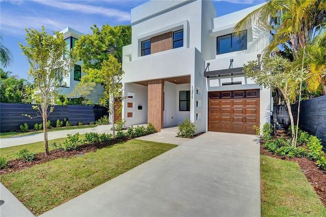1211 SE 1st Street, Fort Lauderdale, FL 33301