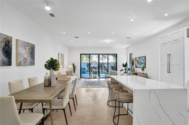 1211 SE 1st Street, Fort Lauderdale, FL 33301