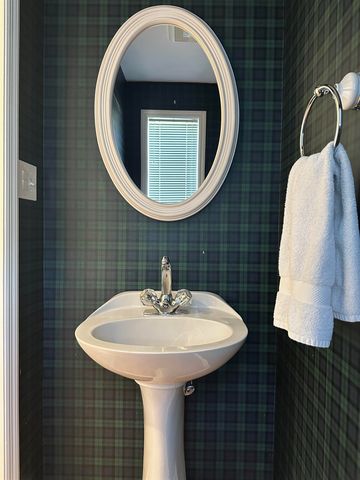 61 Windsor Court, Keene, NH 03431