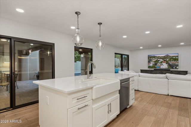 3116 E ROSE Lane, Phoenix, AZ 85016