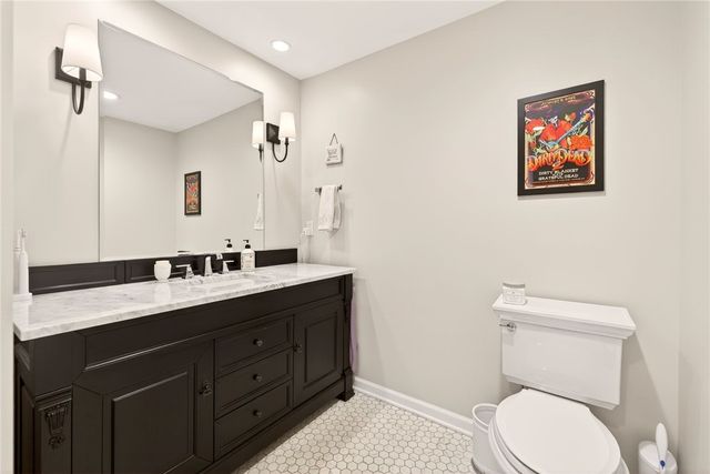 7 Framingham Lane, Pittsford, NY 14534