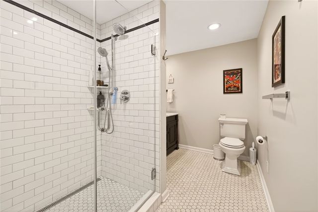 7 Framingham Lane, Pittsford, NY 14534