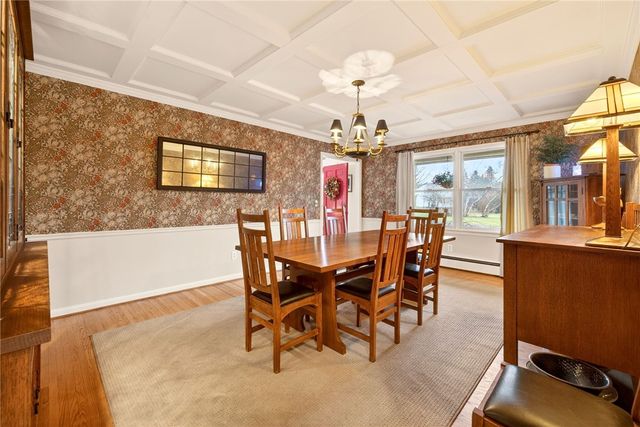 7 Framingham Lane, Pittsford, NY 14534