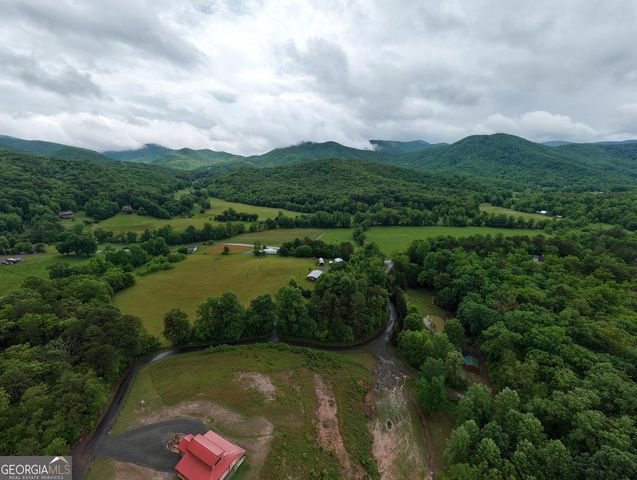 568 Parks Road, Hiawassee, GA 30546