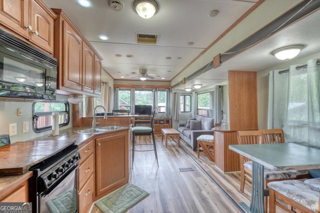 568 Parks Road, Hiawassee, GA 30546