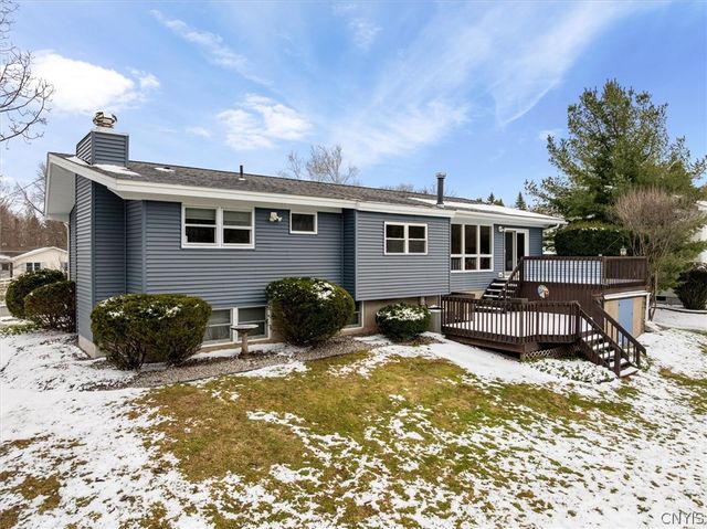 584 Stoneleigh Road, Oneida, NY 13421