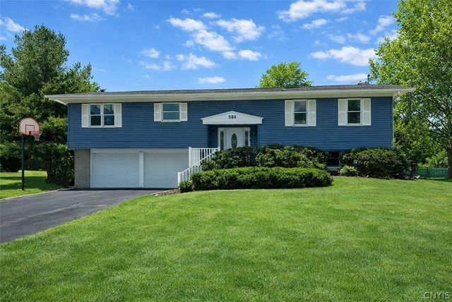 584 Stoneleigh Road, Oneida, NY 13421