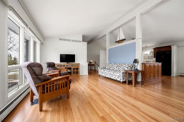 584 Stoneleigh Road, Oneida, NY 13421