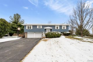 584 Stoneleigh Road, Oneida, NY 13421