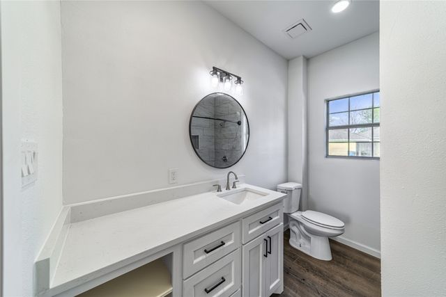 1014 Sycamore Avenue, Corsicana, TX 75110