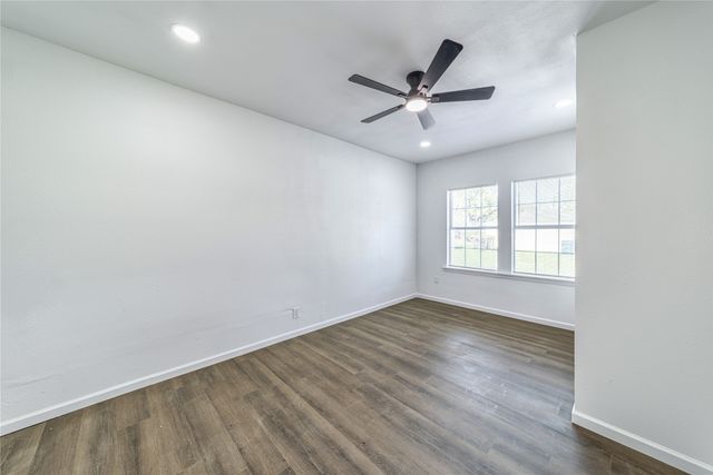 1014 Sycamore Avenue, Corsicana, TX 75110