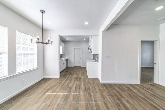 1014 Sycamore Avenue, Corsicana, TX 75110