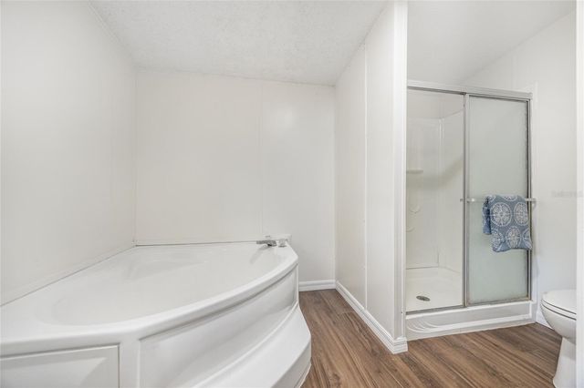 13907 NE 180TH STREET, Waldo, FL 32694