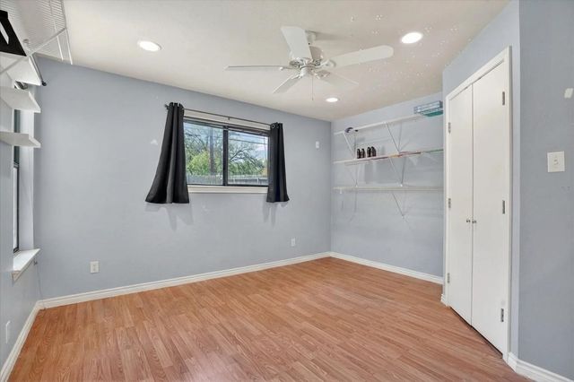 834 S Ridgeway Drive, Cleburne, TX 76033