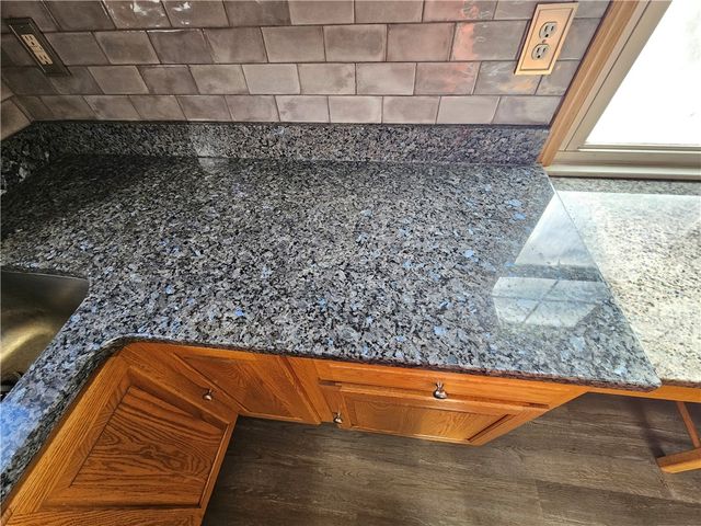 908 New Castle Rd, Franklin Twp, PA 16001