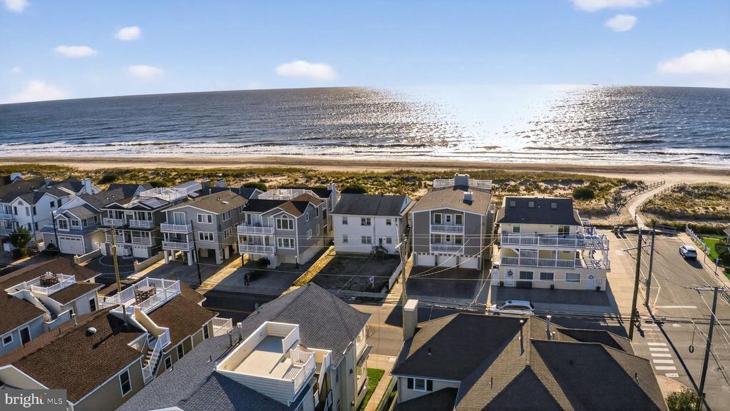 Image 10 of property listing at 5441 CENTRAL AVE, Ocean City, NJ 08226