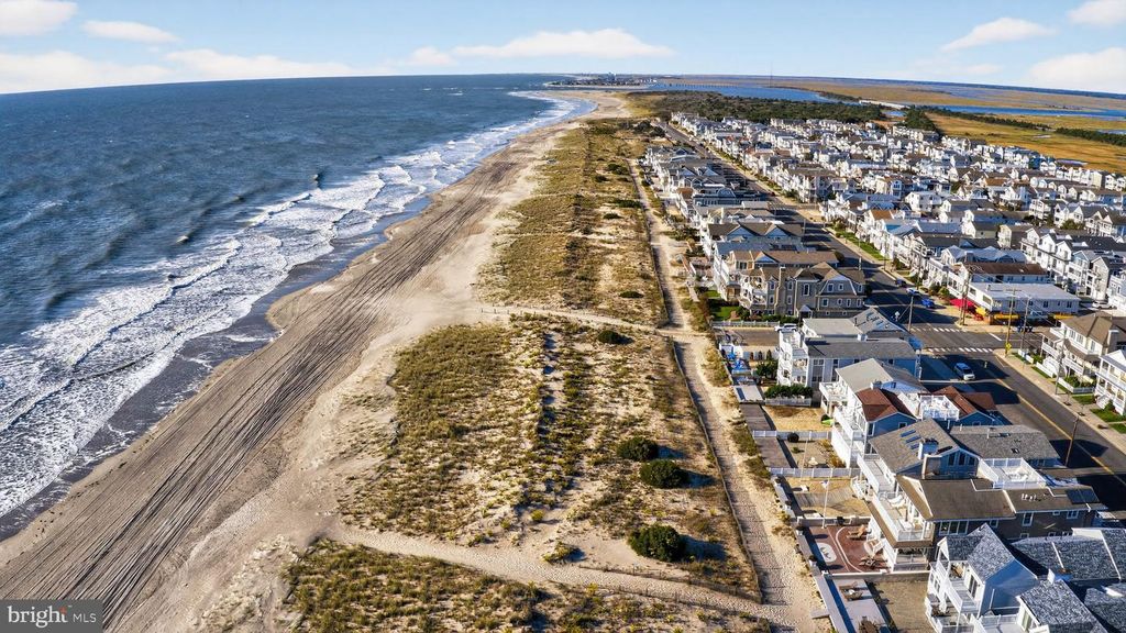 Image 11 of property listing at 5441 CENTRAL AVE, Ocean City, NJ 08226
