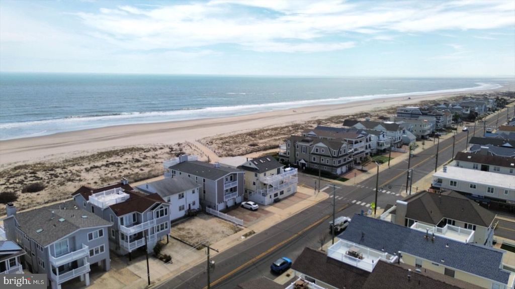 Image 12 of property listing at 5441 CENTRAL AVE, Ocean City, NJ 08226