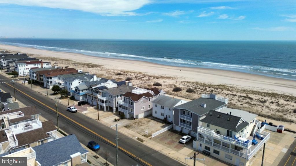 Image 6 of property listing at 5441 CENTRAL AVE, Ocean City, NJ 08226