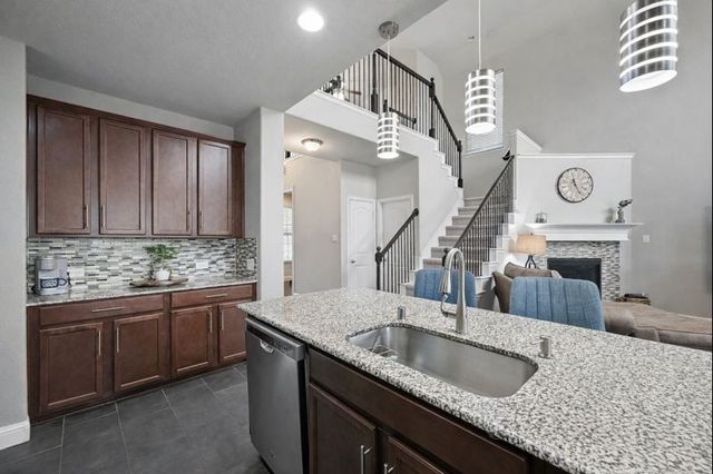 933 Spring Falls Drive, Mckinney, TX 75071