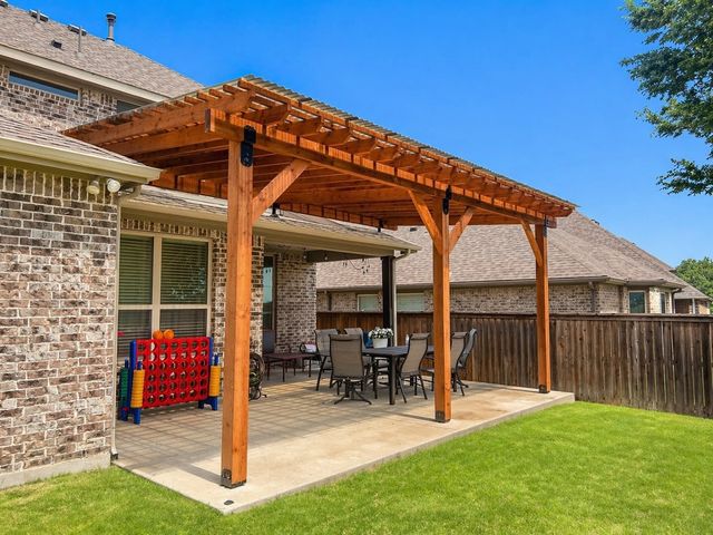 933 Spring Falls Drive, Mckinney, TX 75071