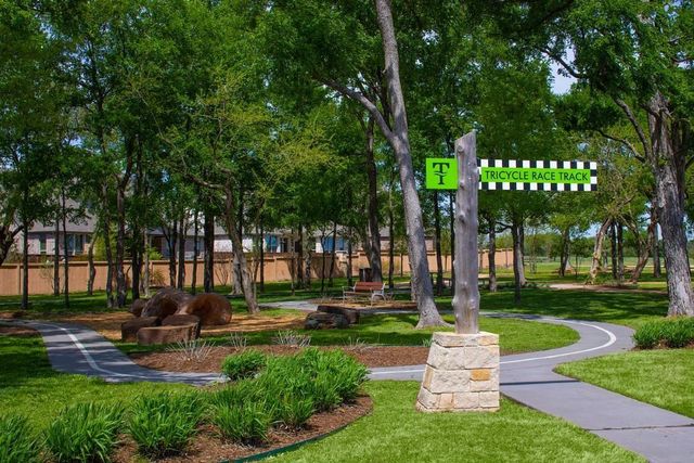 933 Spring Falls Drive, Mckinney, TX 75071