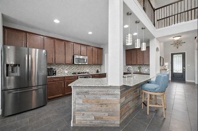 933 Spring Falls Drive, Mckinney, TX 75071