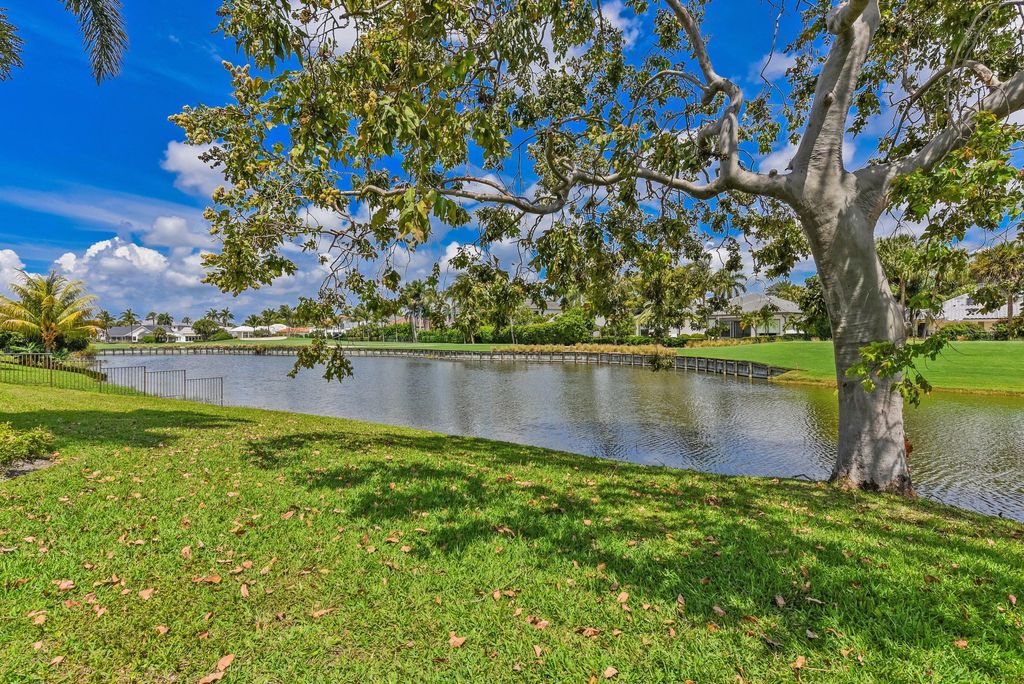 17974 Foxborough Lane, Boca Raton, FL 33496