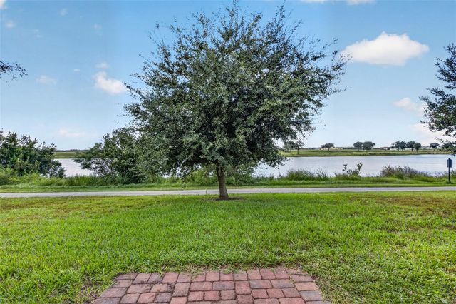 1302 ROYAL ST GEORGE BOULEVARD 1302, Davenport, FL 33896