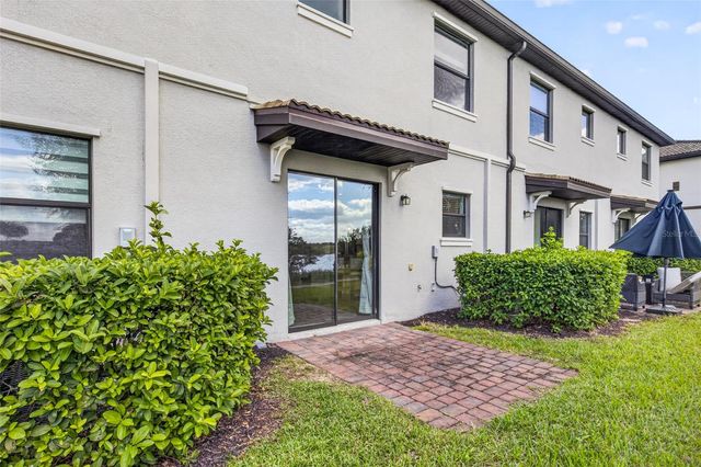 1302 ROYAL ST GEORGE BOULEVARD 1302, Davenport, FL 33896