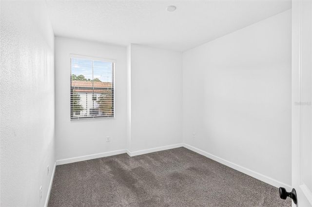 1302 ROYAL ST GEORGE BOULEVARD 1302, Davenport, FL 33896
