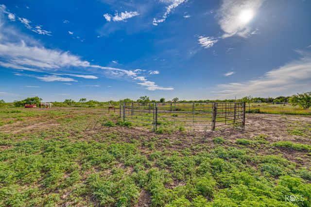 4505 Blumentritt Road, San Angelo, TX 76905