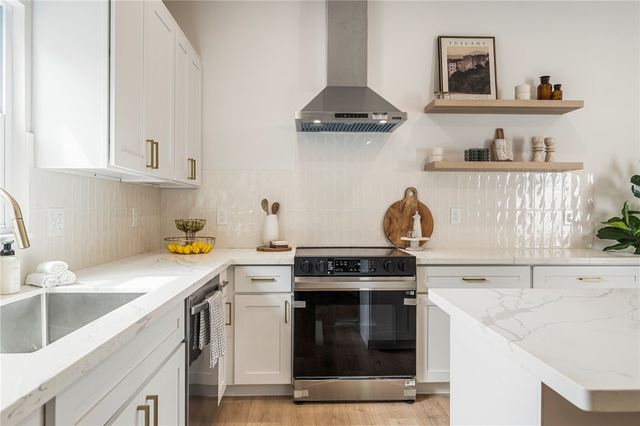 212 Colonels Road, Pendleton, SC 29670