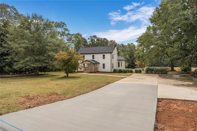 212 Colonels Road, Pendleton, SC 29670