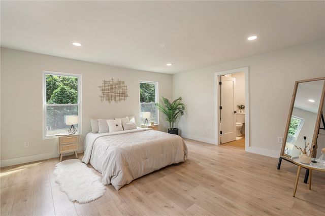 212 Colonels Road, Pendleton, SC 29670