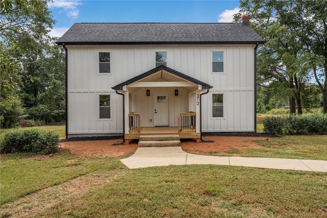 212 Colonels Road, Pendleton, SC 29670
